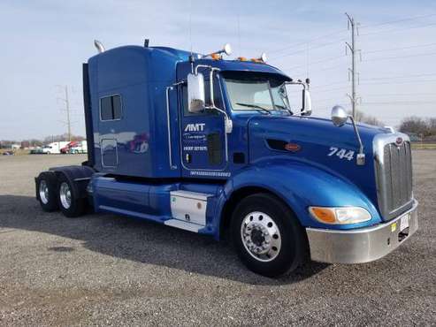 2014 Peterbilt 386 Glider Kit no E-Log, no Emissions Bugs - cars &... for sale in Plainfield, IL