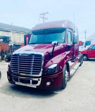 2013 FREIGHTLINER CASCADIA for sale in NEWARK, NY