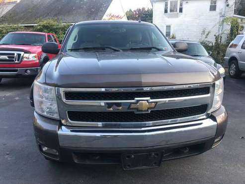 07 Chevy Silverado ext cab 4x4 low miles extra clean runs 100%... for sale in Hanover, MA