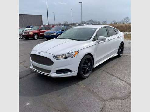 2013 Ford Fusion 4dr Sdn SE FWD - - by dealer for sale in North Ridgeville, OH