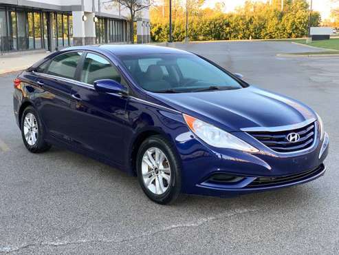 2011 Hyundai Sonata GLS - cars & trucks - by owner - vehicle... for sale in Addison, IL