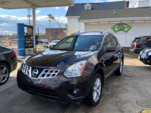 2011 Nissan Rogue SL AWD - - by dealer - vehicle for sale in Lowell, MA