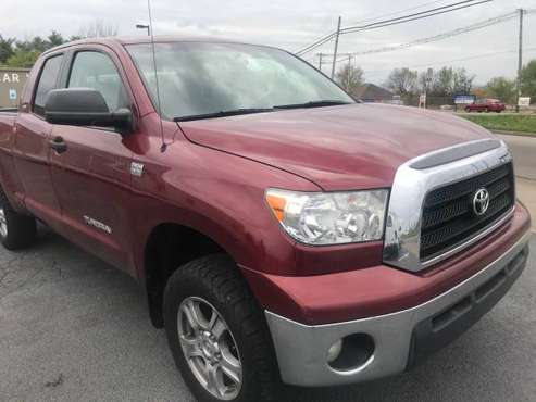 2007 Toyota Tundra SR5 Double Cab 4X4 - - by dealer for sale in NICHOLASVILLE, KY