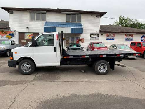 ★★★ 2009 Chevrolet G3500 Flatbed with Dump ★★ for sale in Grand Forks, ND