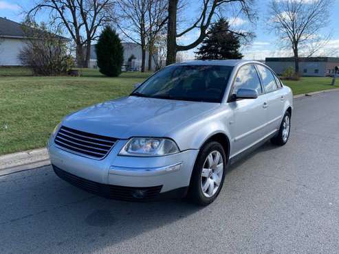 2003 Volkswagen Passat GLX Very Clean & Well Maintained - cars &... for sale in Naperville, IL