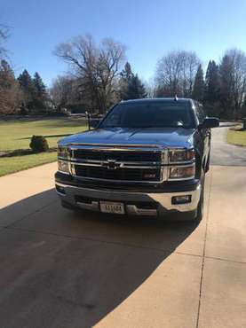 2015 CHEVY SILVERADO Z71 - cars & trucks - by owner - vehicle... for sale in Hortonville, WI