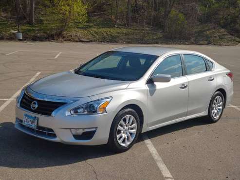 2015 Nissan Altima for sale in Saint Paul, MN