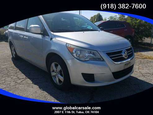 2009 Volkswagen Routan - Financing Available! for sale in Tulsa, OK