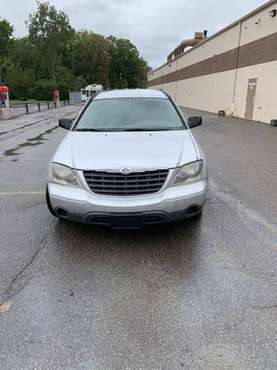 2007 Chrysler Pacifica for sale in Taylor, MI