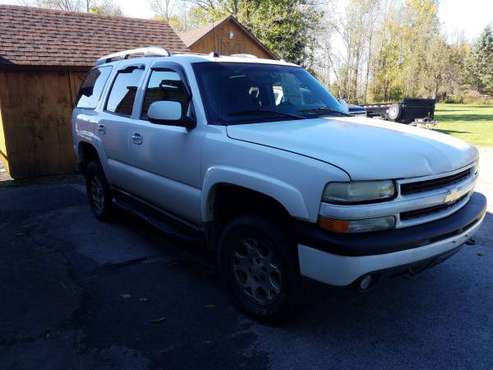 2004 chevy tahoe for sale in Middleport, NY