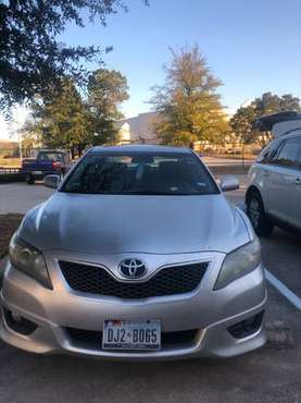 Camry Toyota SE 2011 - cars & trucks - by owner - vehicle automotive... for sale in Austin, TX