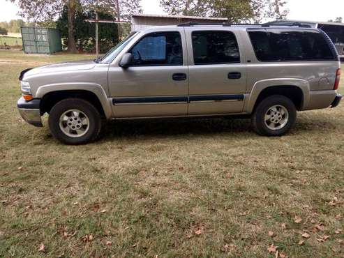 Super Clean 2001 Suburban - cars & trucks - by owner - vehicle... for sale in Athens, TX