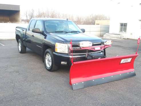 2007 CHEVROLET SILVERADO 1500 4WD 4X4 Ext Cab WITH NEW SNOW PLOW -... for sale in Saint Paul, MN