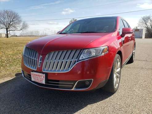 2010 Lincoln MKT Wagon - - by dealer - vehicle for sale in New London, WI