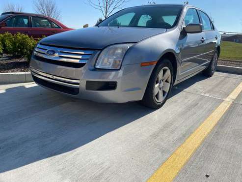 2006 Ford Fusion SE sedan runs - cars & trucks - by dealer - vehicle... for sale in NOBLESVILLE, IN
