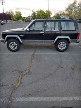 1991 jeep Cherokee Laredo 4wd 6cyl for sale in Reno, NV