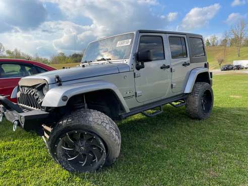 2017 Jeep Wrangler - - by dealer - vehicle automotive for sale in LONDON, KY