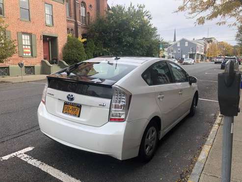 2010 Toyota Prius IV - cars & trucks - by owner - vehicle automotive... for sale in Glenford, NY