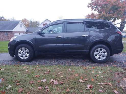 2015 Chevy Traverse LS, AWD, 3rd Row Seating - cars & trucks - by... for sale in Angola, NY