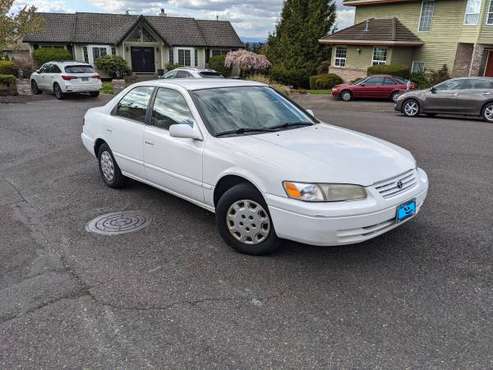 1998 Toyota Camry LE for sale in Portland, OR