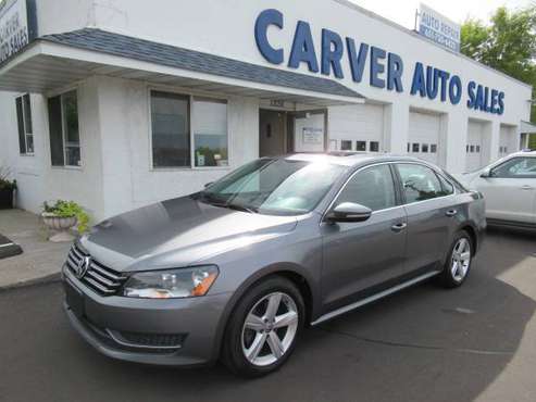 2012 Volkswagen Passat SE with only 104K Leather, Moon with Warranty! for sale in Minneapolis, MN