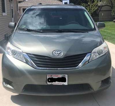 2011 Toyota Sienna LE for sale in Neenah, WI