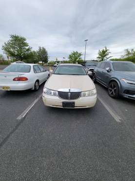 2001 Lincoln Town Car Cartier for sale in Lakewood, NJ