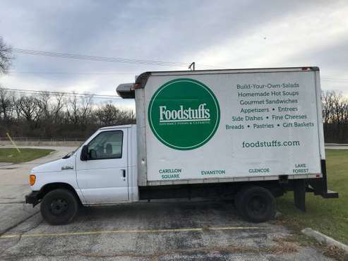 2006 Ford E350 box truck with refer Original Owner 127,000 miles -... for sale in Wheeling, IL