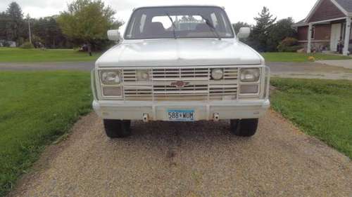 1985 Chevy Blazer (M1009) - $5000 (Le Center) for sale in Cleveland, MN