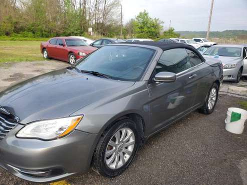 Chrysler - - by dealer - vehicle automotive sale for sale in Louisville, KY
