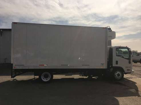 2014 Isuzu NPR 18' Box 5.2L Diesel APU Carrier Reefer Texas Truck for sale in Arlington, TX