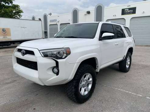 2015 TOYOTA 4RUNNER - cars & trucks - by dealer - vehicle automotive... for sale in Hialeah, FL