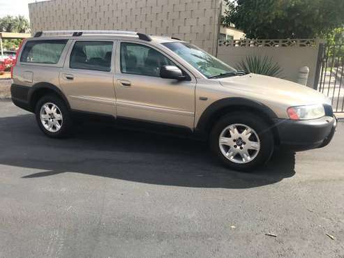 2005 VOLVO XC70 Wagon - cars & trucks - by owner - vehicle... for sale in Palm Desert , CA