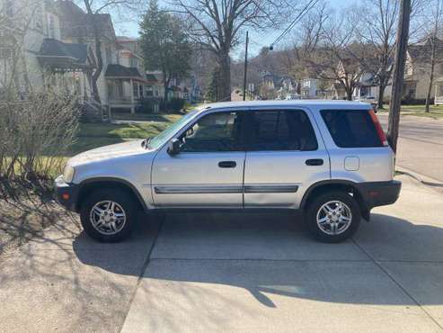 1999 Honda CR-V - new tires - 2, 250 for sale in Eau Claire, WI