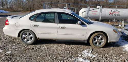 Ford Taurus Sedan Bogo - cars & trucks - by dealer - vehicle... for sale in Galena, OH