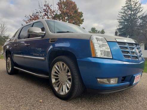 2009 Cadillac Escalade EXT SUV for sale in New London, WI