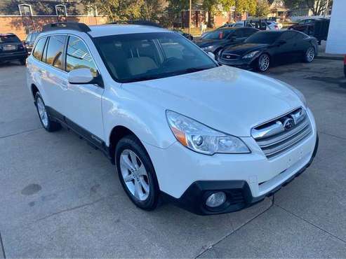 2014 Subaru Outback Premium *86K Low-Miles!* - cars & trucks - by... for sale in Lincoln, MO