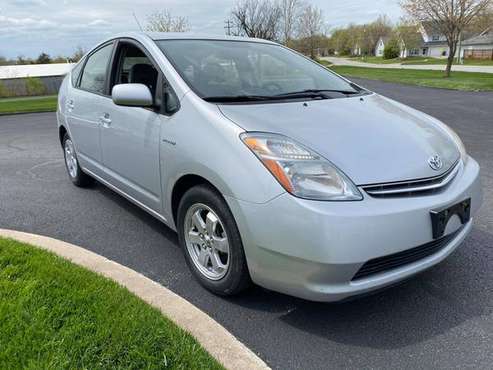2006 Toyota Prius, up to 50 MPG! Warranty! - - by for sale in Fulton, MO