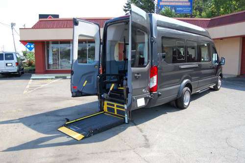 HANDICAP ACCESSIBLE WHEELCHAIR LIFT EQUIPPED VAN.....UNIT# 2293FHT -... for sale in Charlotte, NC
