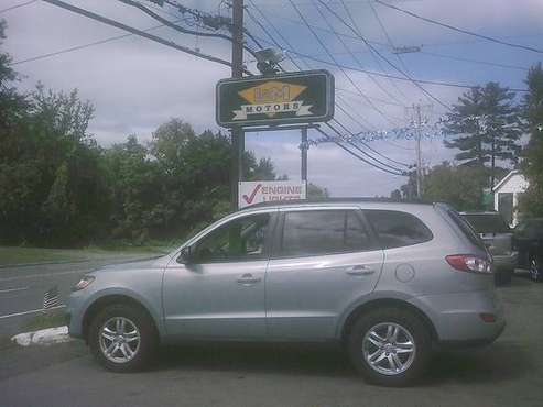 HYUNDAI SANTE-FE - cars & trucks - by dealer - vehicle automotive sale for sale in east greenbush, NY