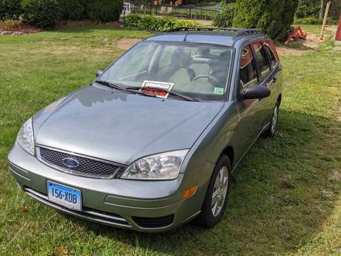 2006 Ford focus station wagon - cars & trucks - by owner - vehicle... for sale in Barkhamsted, CT