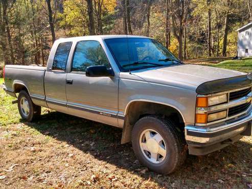 1998 Chevy 4x4 88k Original Miles - cars & trucks - by owner -... for sale in Powhatan Point, WV