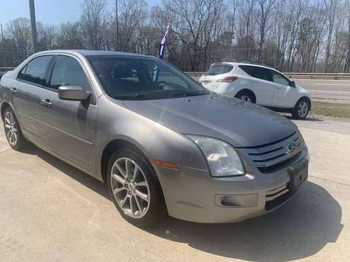 2008 Ford Fusion SE Low miles Gas Saver 29MPG Loaded sunroof - cars for sale in Cleveland, TN