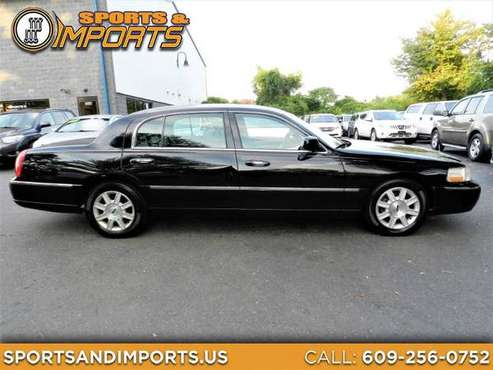 2008 Lincoln Town Car Livery for sale in Trenton, NJ