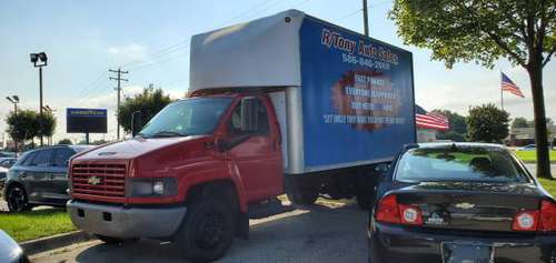 2003 Chevrolet C5500 Regular Cab Box Truck Financing Available for sale in Clinton Township, MI
