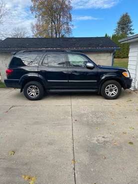 Toyota Sequoia Limited - cars & trucks - by owner - vehicle... for sale in Germantown, WI