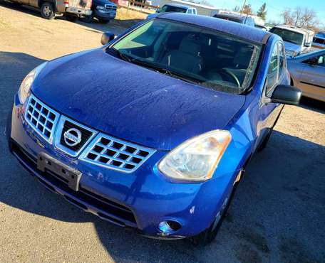 Nissan Muranos, Nissan rogues - cars & trucks - by dealer - vehicle... for sale in Fargo, ND