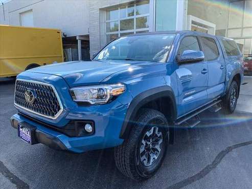 2019 TOYOTA TACOMA DOUBLE CAB 4X4 TRD OFF ROAD MANUAL TRANS/SUNROOF... for sale in Green Bay, WI