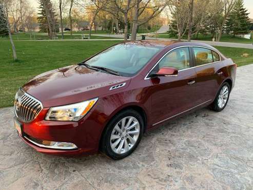 Buick LaCrosse 2016-Leather for sale in Alexandria, MN