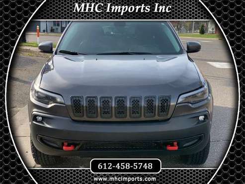 2019 Jeep Cherokee Trailhawk 4x4 - cars & trucks - by dealer -... for sale in Anoka, SD